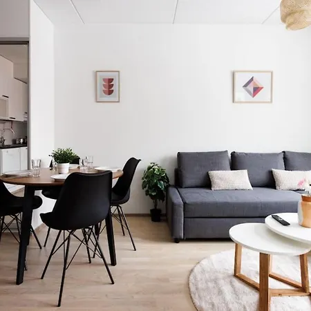 Kuvastin1, Free Parking, Peaceful Espoo, Fresh, Netflix * אספו